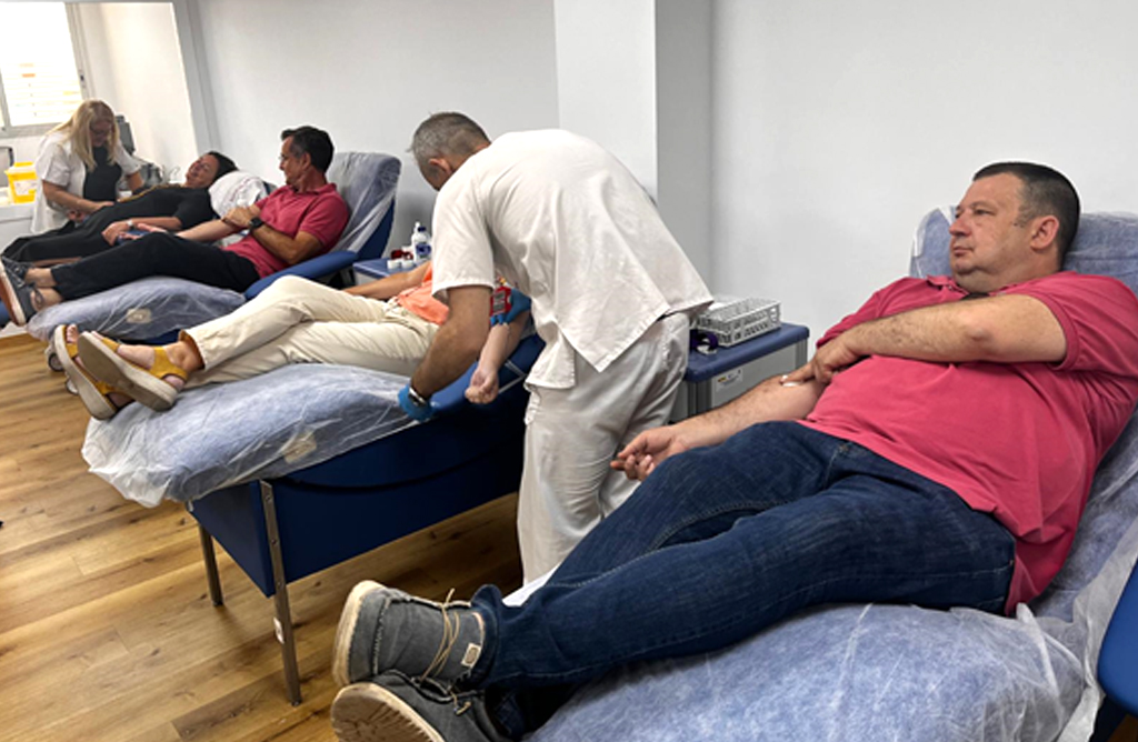 El Centro Regional de Hemodonaci�n refuerza su campa�a de verano para asegurar las donaciones de sangre